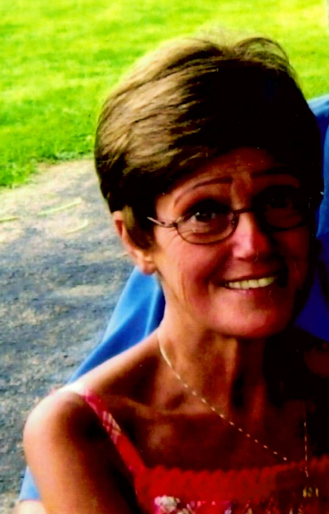 Suzanne Lease